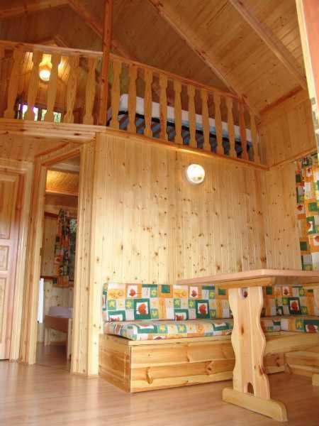Camping Bungalow Serra De Prades Resort Vilanova de Prades ภายนอก รูปภาพ