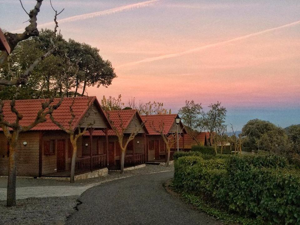 Camping Bungalow Serra De Prades Resort Vilanova de Prades ภายนอก รูปภาพ