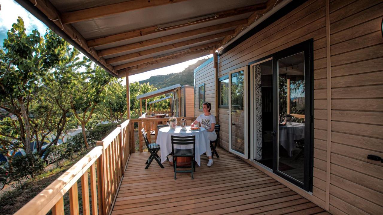 Camping Bungalow Serra De Prades Resort Vilanova de Prades ภายนอก รูปภาพ