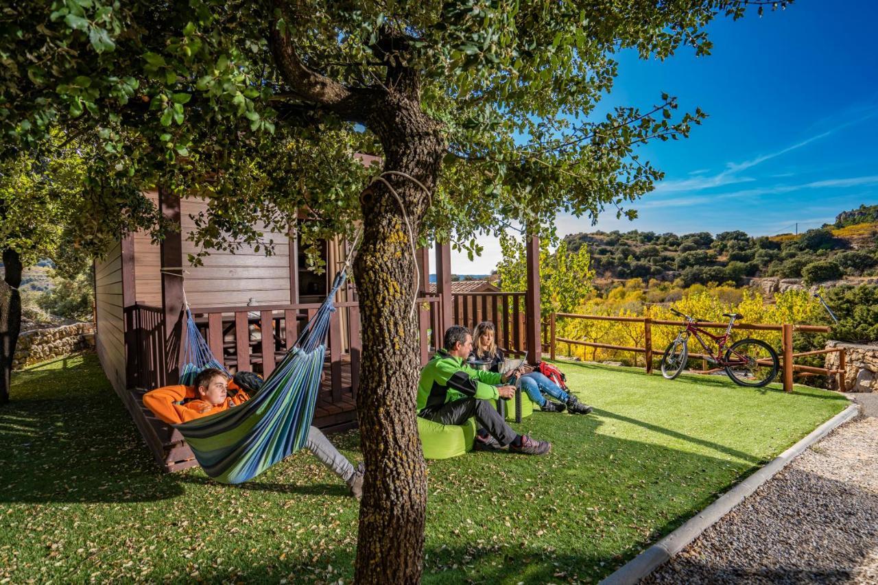 Camping Bungalow Serra De Prades Resort Vilanova de Prades ภายนอก รูปภาพ