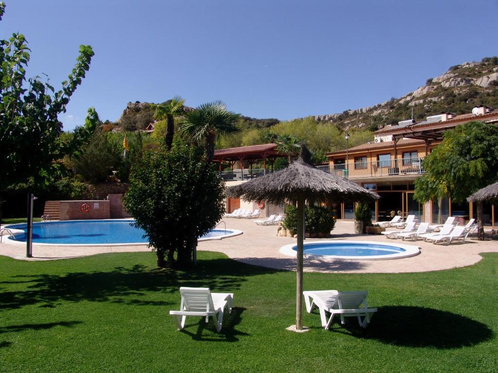 Camping Bungalow Serra De Prades Resort Vilanova de Prades ภายนอก รูปภาพ