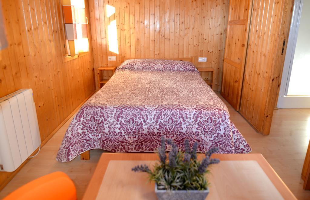 Camping Bungalow Serra De Prades Resort Vilanova de Prades ภายนอก รูปภาพ